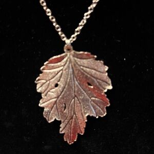 Cookie Lee Gold Leaf Elegant Pendant Necklace